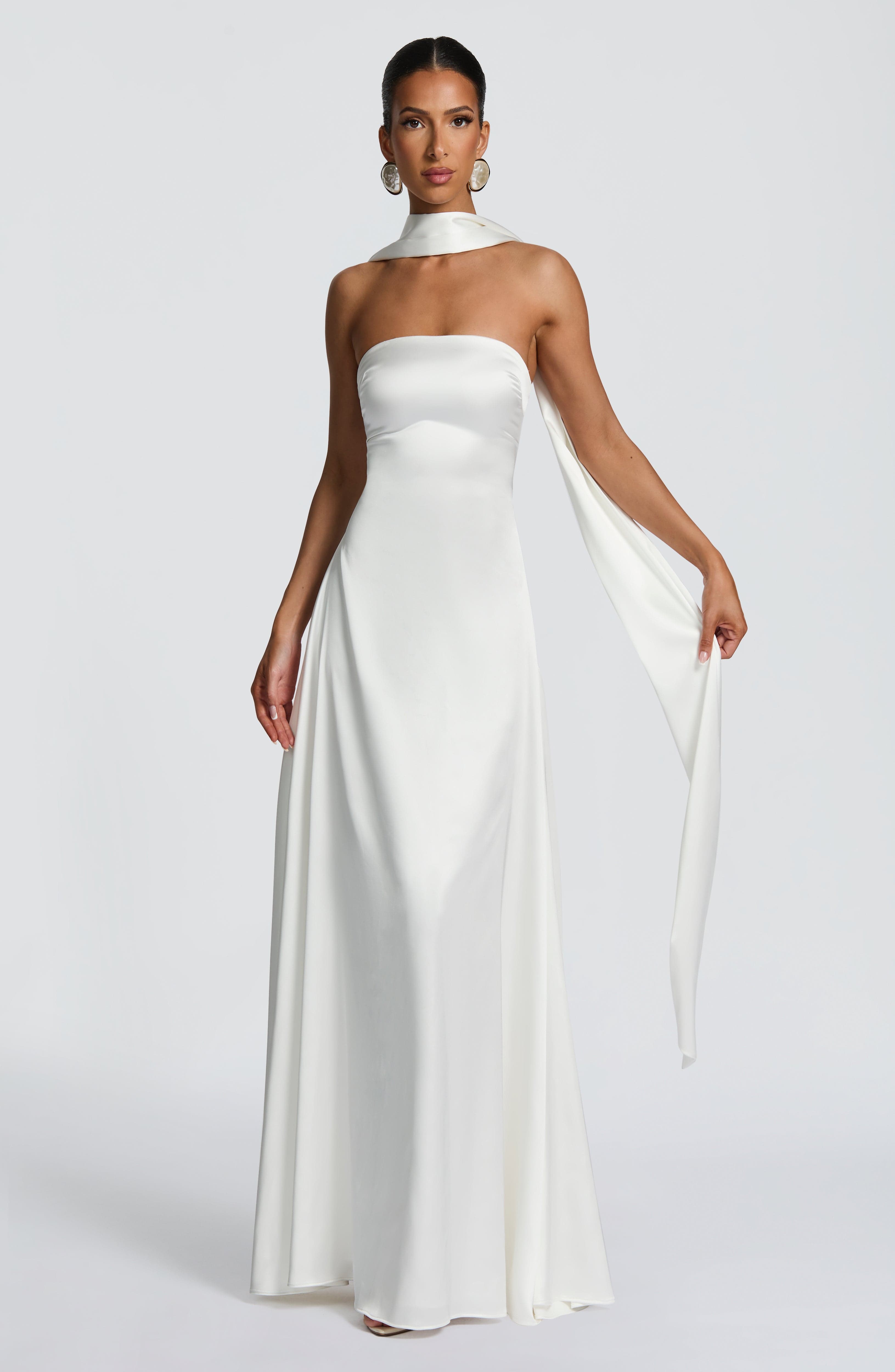 Morven Maxi Dress - Ivory Dress Babyboo Fashion Premium Exclusive Design